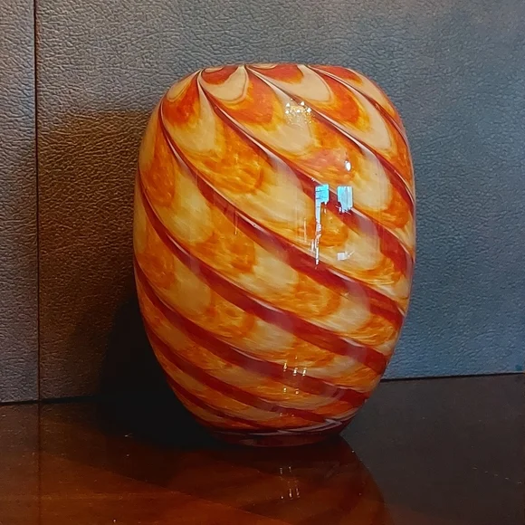 Rare Murano Swirl Art VaseHand-Blown Red & GoldDouble Cased White Inside